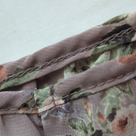 Charlotte Russe Floral Sheer Lace Crochet Feminine Blouse LARGE Purple Ivory - Picture 15 of 16